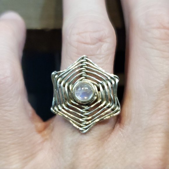 Size 7.25 925 Sterling Silver Moonstone In A Spiderweb Ring - Picture 1 of 7